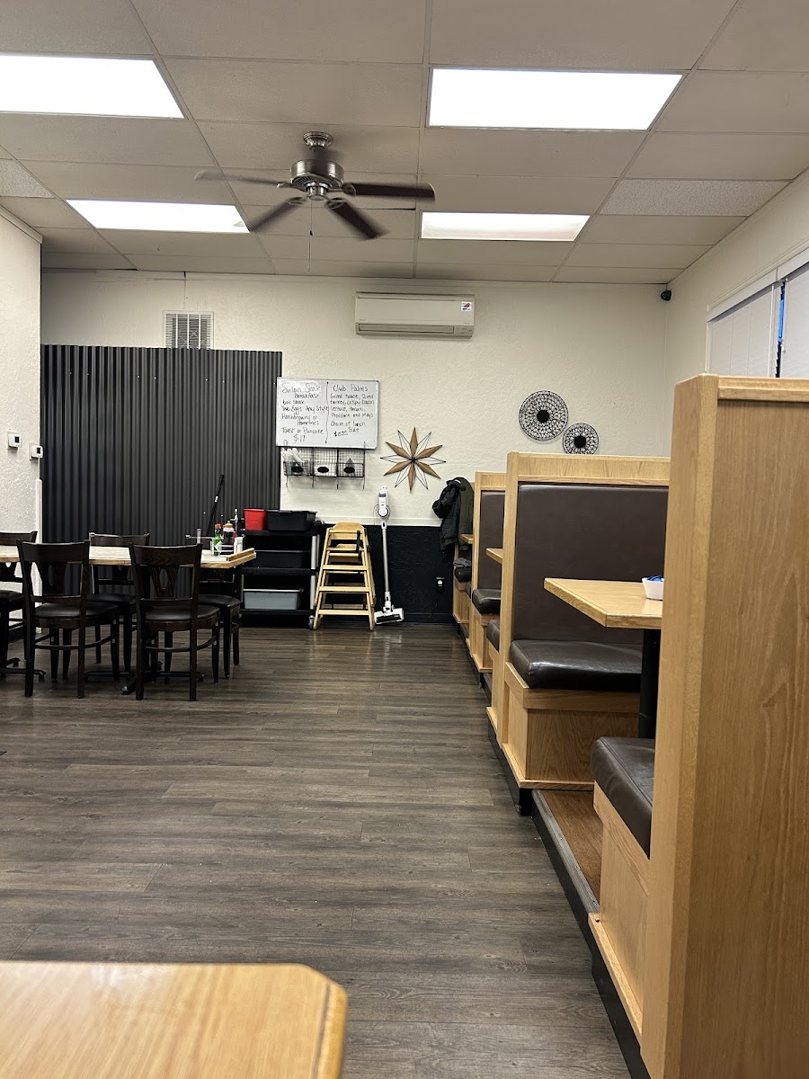 The Palms Cafe